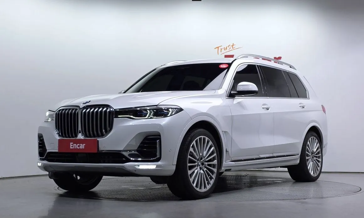 BMW X7 — фото 1