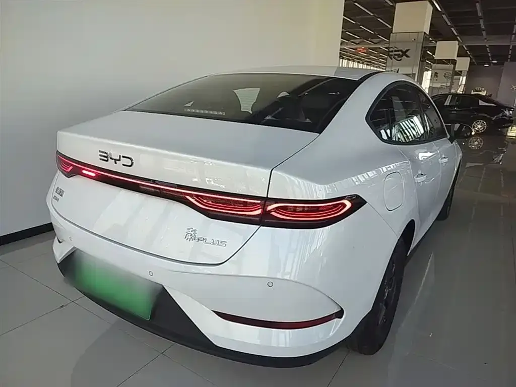 BYD Qin PLUS — фото 6