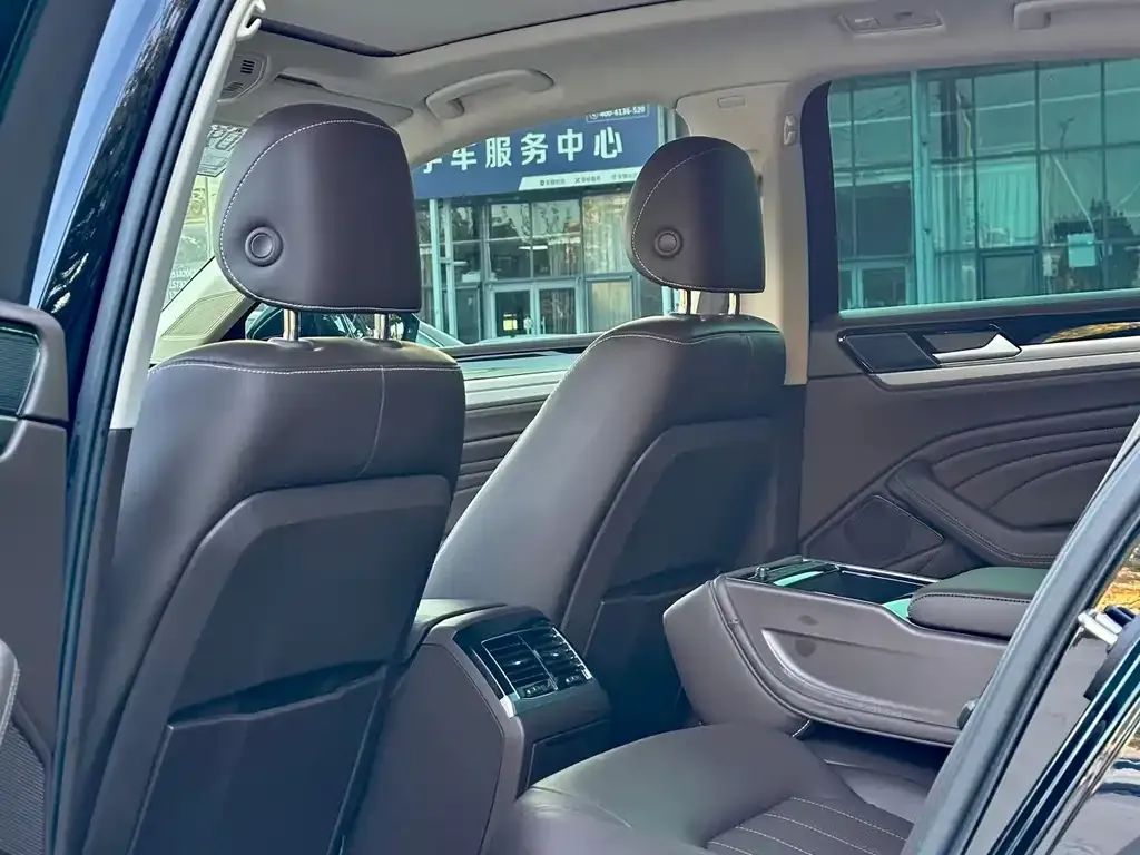 Volkswagen Phideon — фото 2