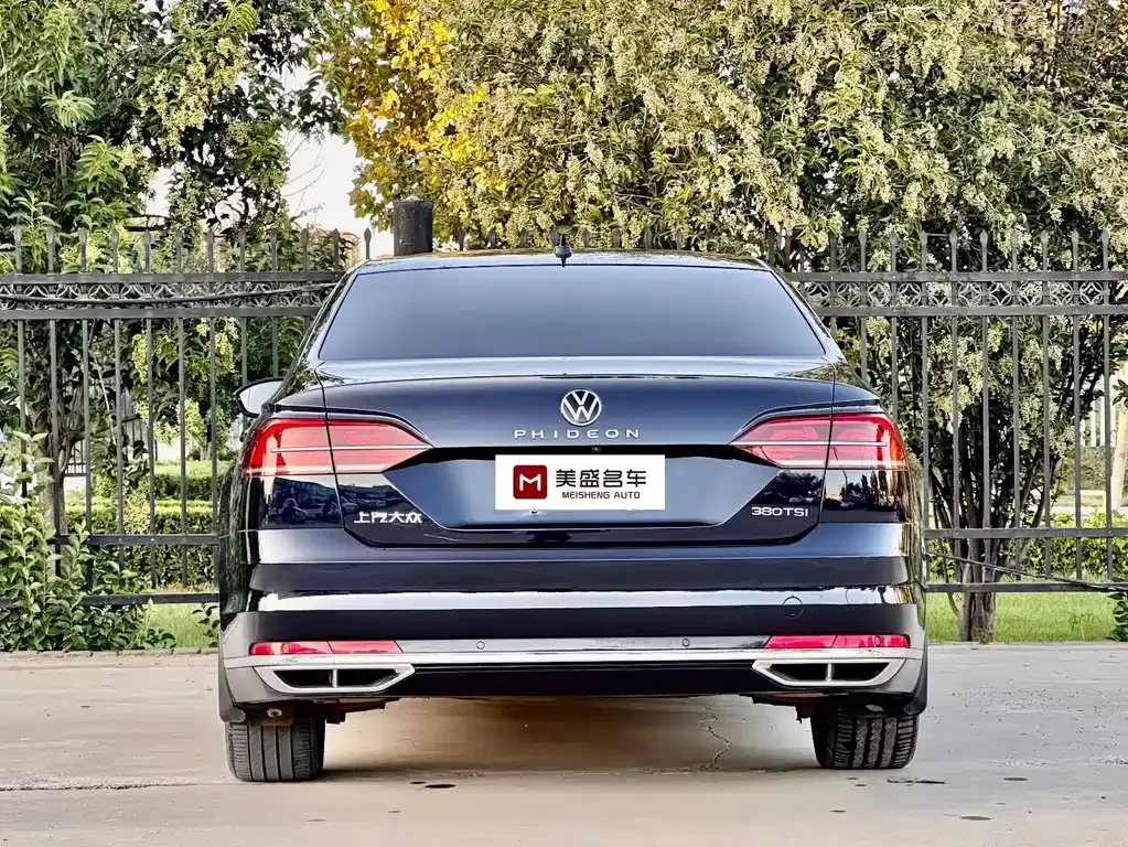 Volkswagen Phideon — фото 7