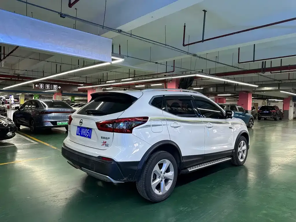 Nissan Qashqai — фото 6