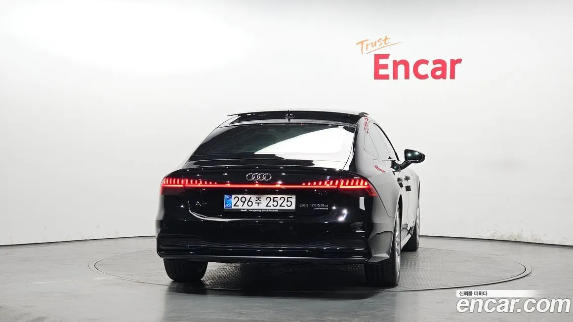 Audi A7 — фото 2