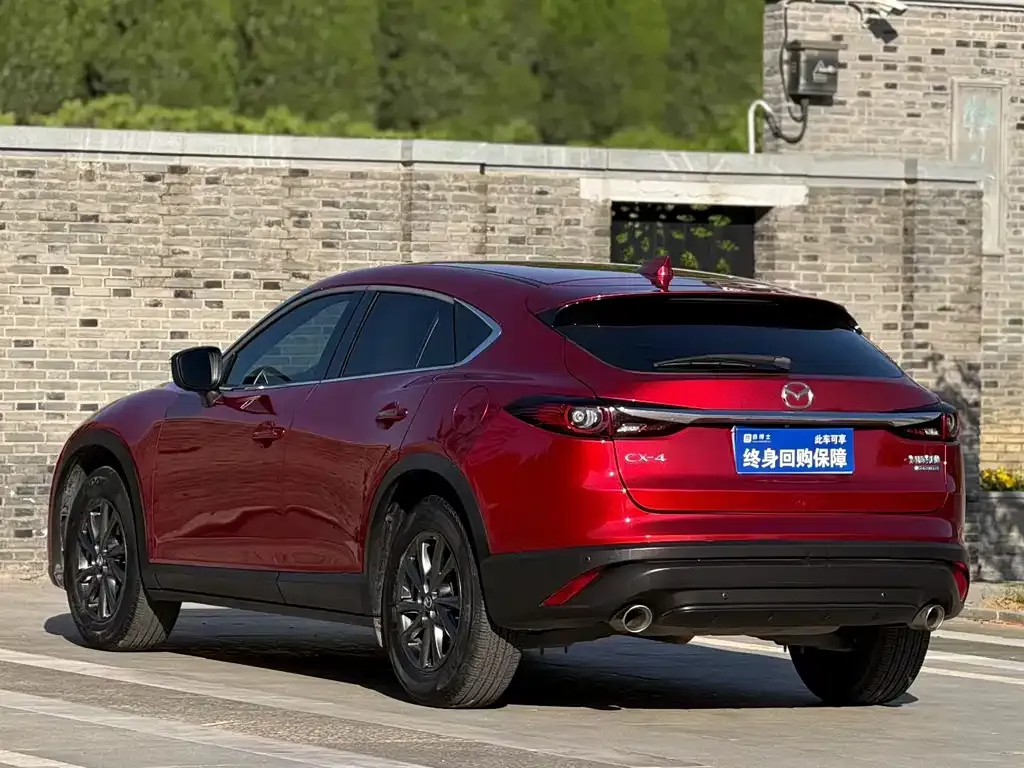 Mazda CX-4 — фото 4