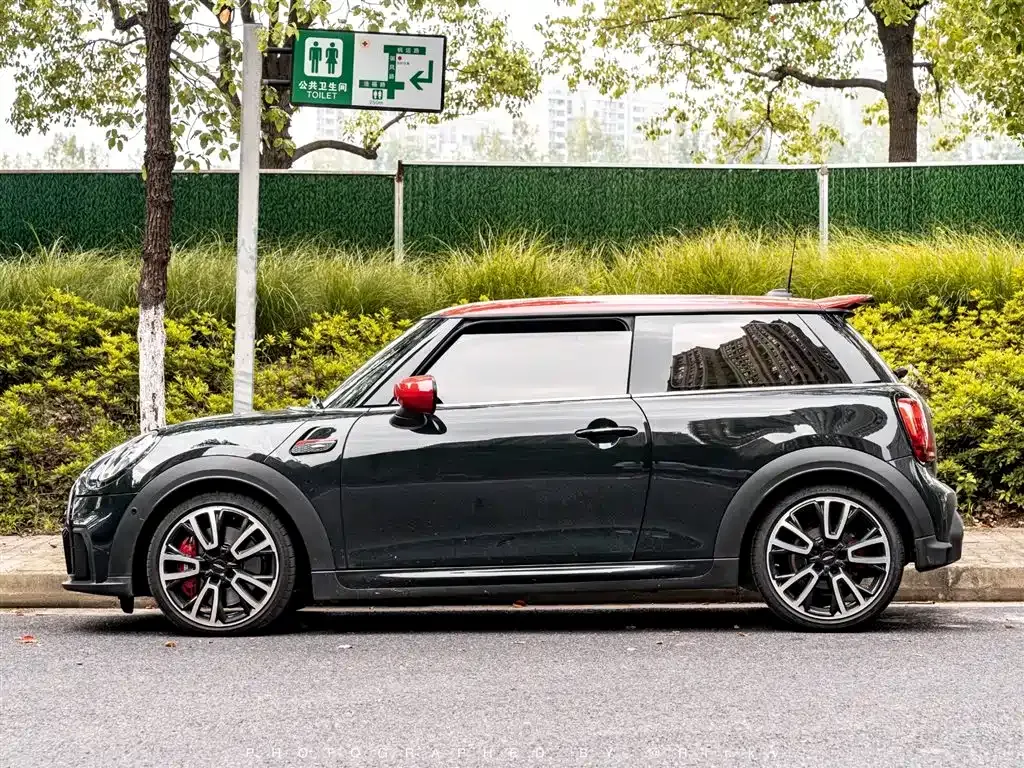 MINI JCW (John Cooper Works) — фото 10