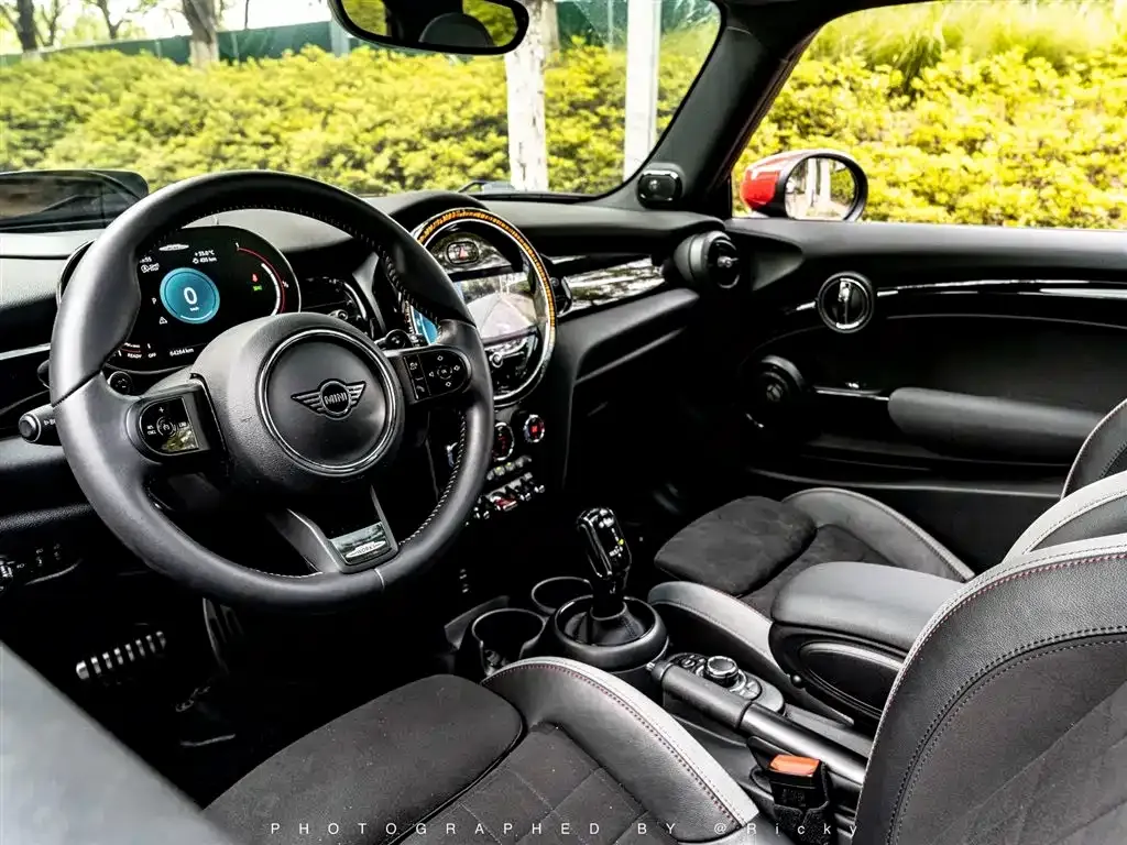 MINI JCW (John Cooper Works) — фото 4