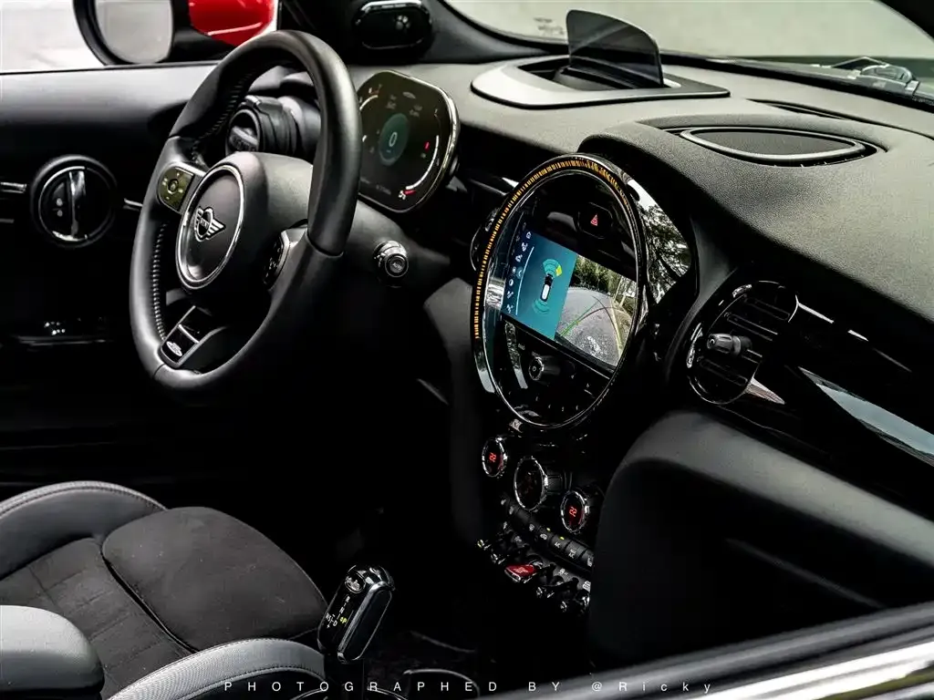 MINI JCW (John Cooper Works) — фото 9