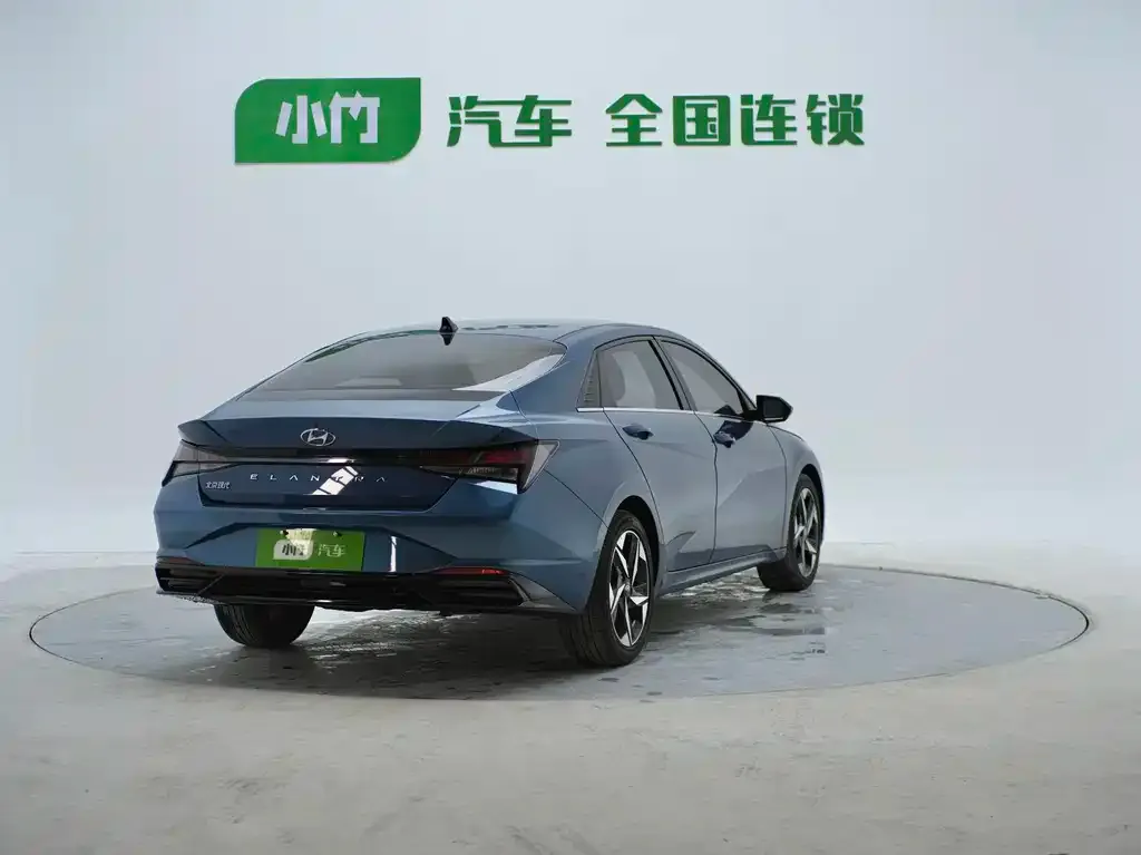 Hyundai Elantra — фото 4