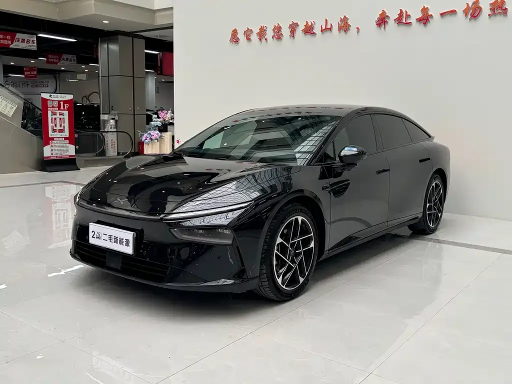 XPeng P7+ — фото 1