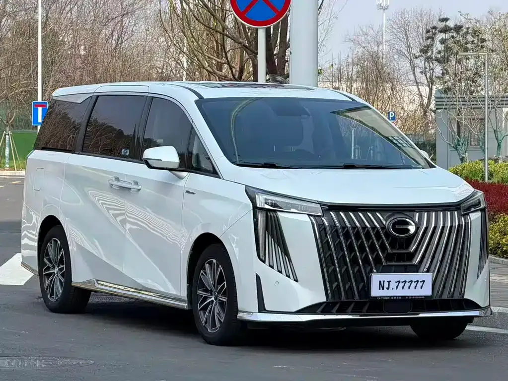 GAC Motor Trumpchi M8 — фото 10