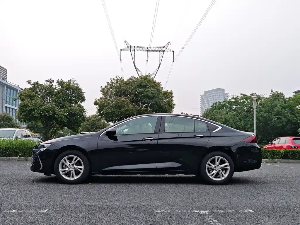 Buick Regal — фото 6