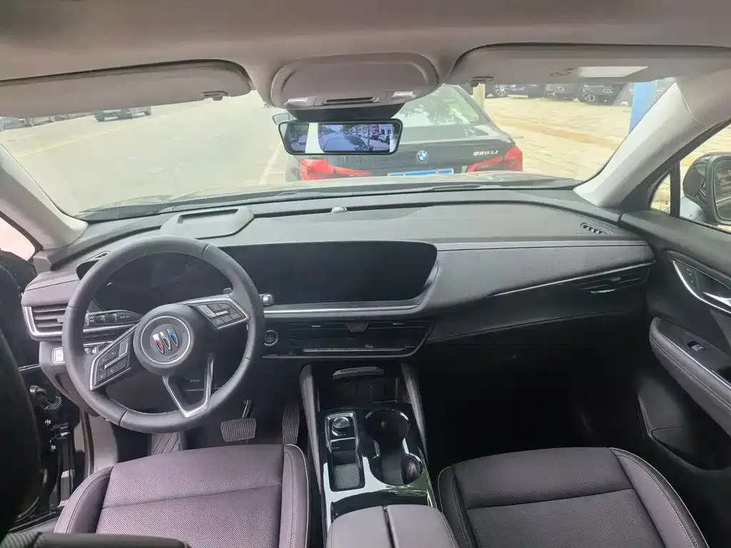 Buick Envision Plus — фото 6