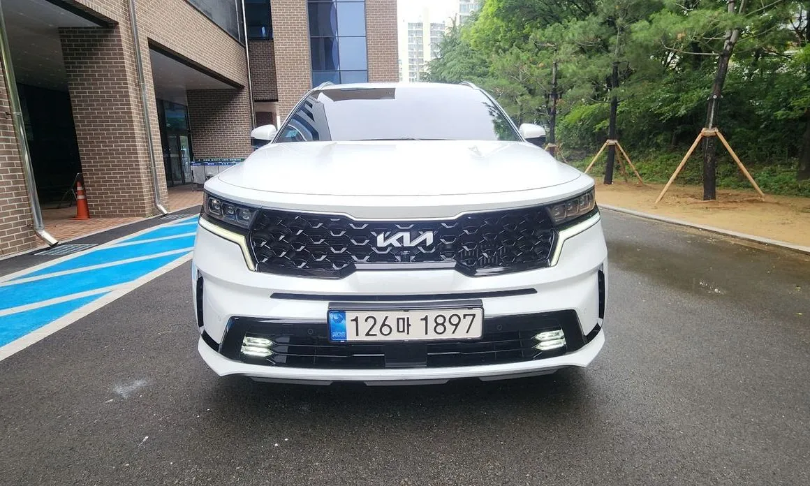 Kia Sorento — фото 1