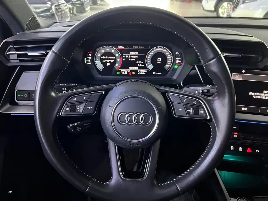 Audi A3 — фото 2