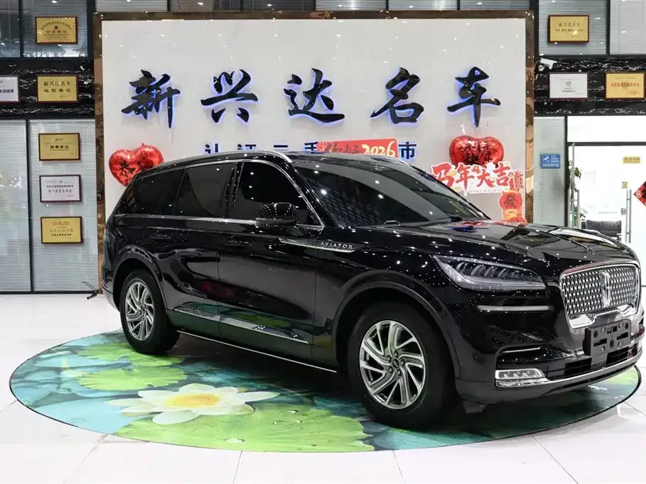 Lincoln Aviator — фото 10