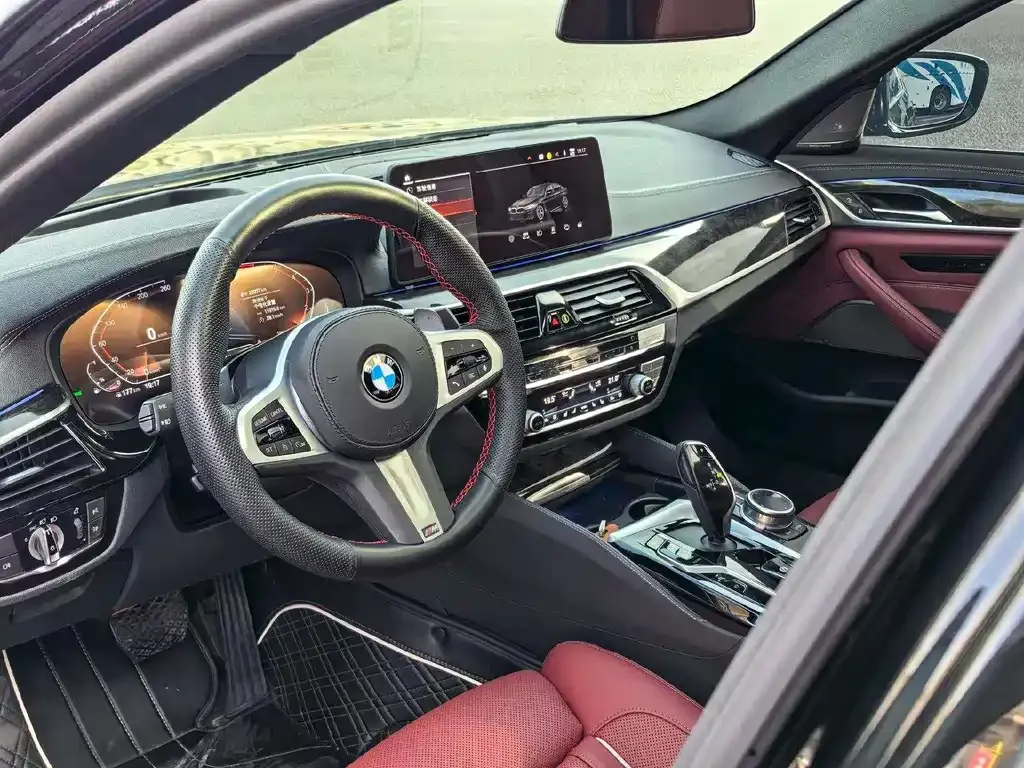 BMW 5 Series — фото 3