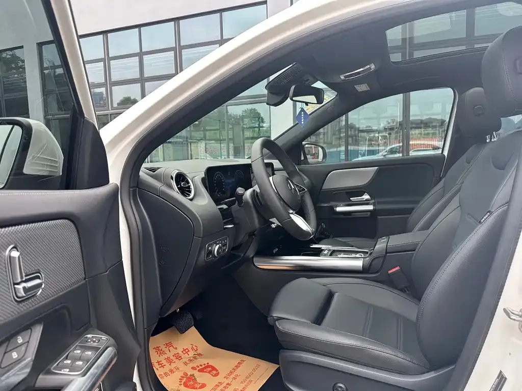 Mercedes-Benz GLA — фото 4
