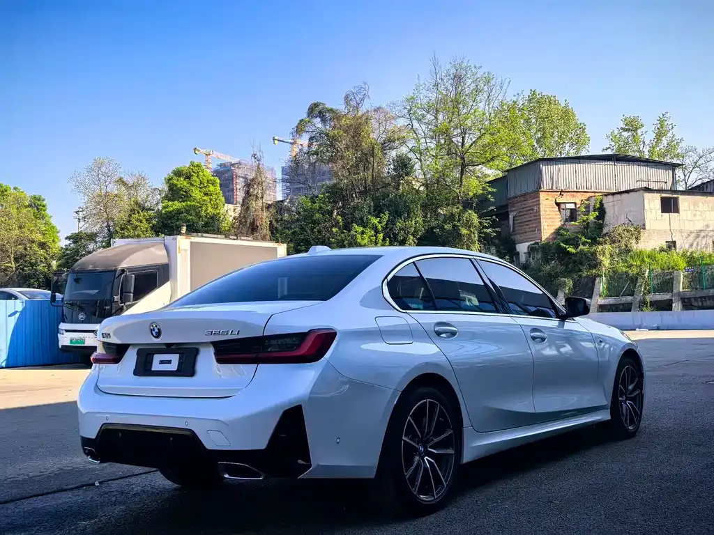 BMW 3 Series — фото 10