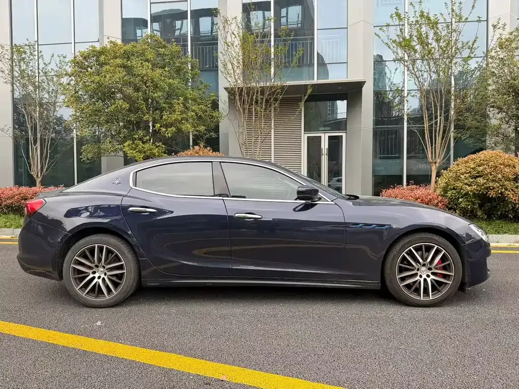 Maserati Ghibli — фото 6
