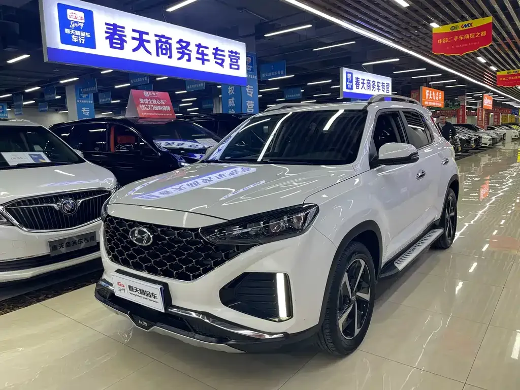 Hyundai ix35 — фото 1