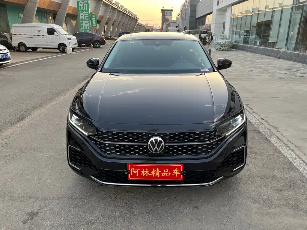 Volkswagen Passat — фото 6