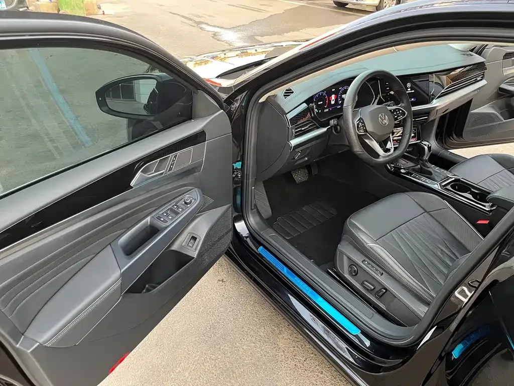 Volkswagen Passat — фото 8