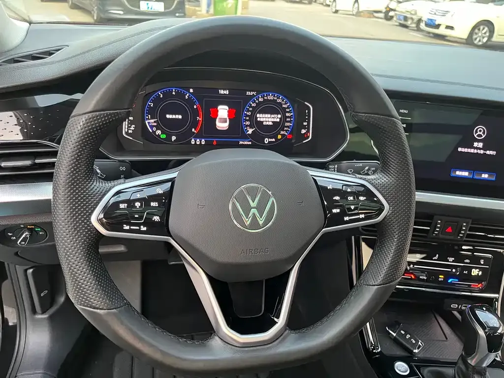 Volkswagen Passat — фото 4