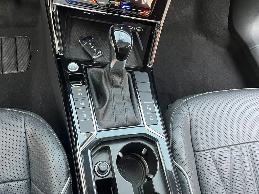 Volkswagen Passat — фото 3