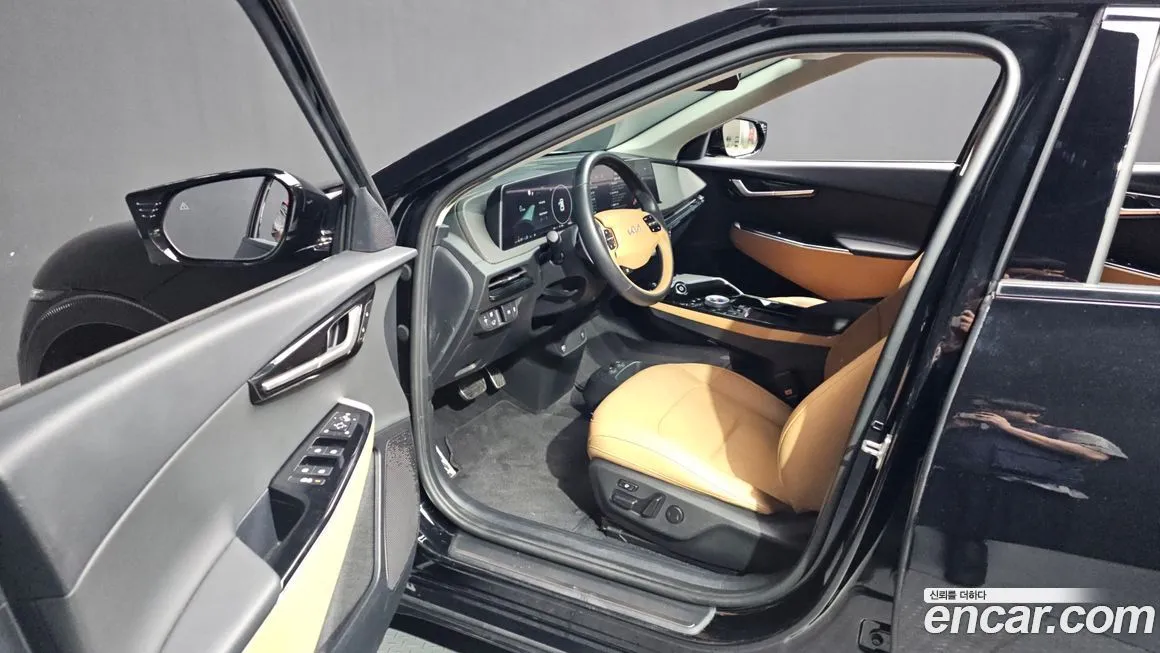 Kia EV6 — фото 8