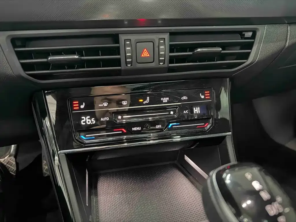 Volkswagen Passat — фото 4