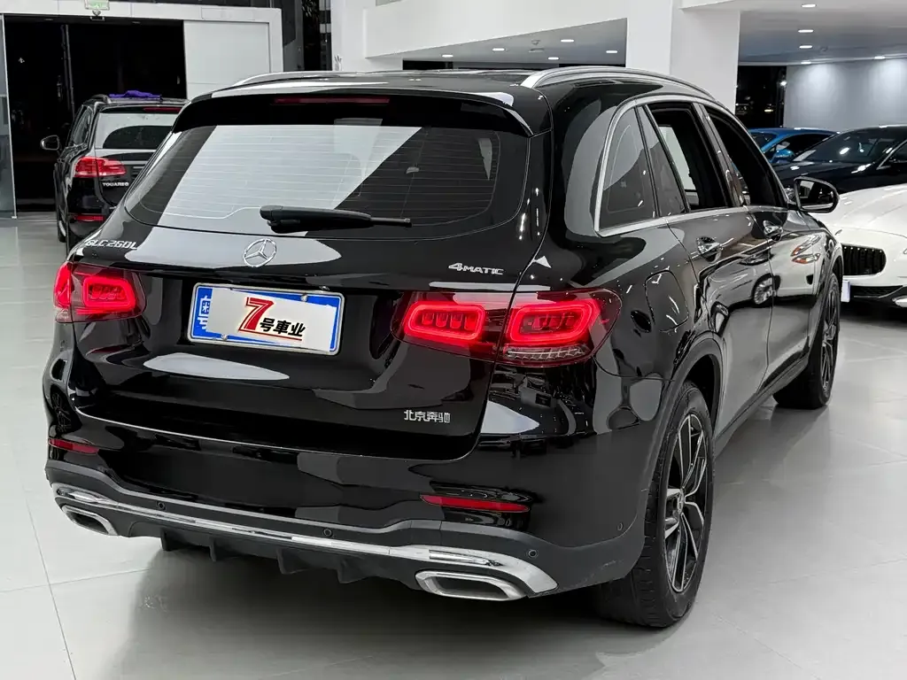 Mercedes-Benz GLC — фото 3