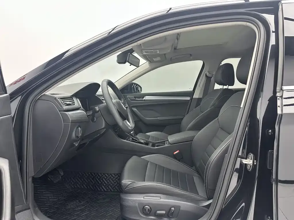 Skoda Superb — фото 6
