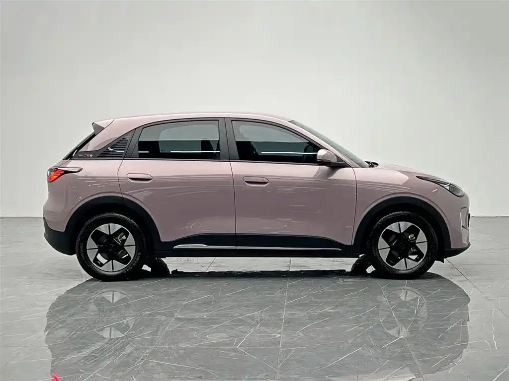 Geely Starburst — фото 6