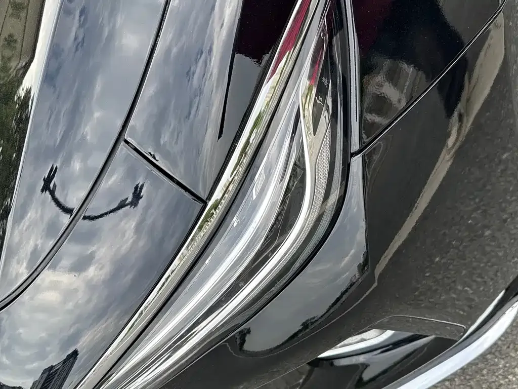 Hongqi H5 — фото 2