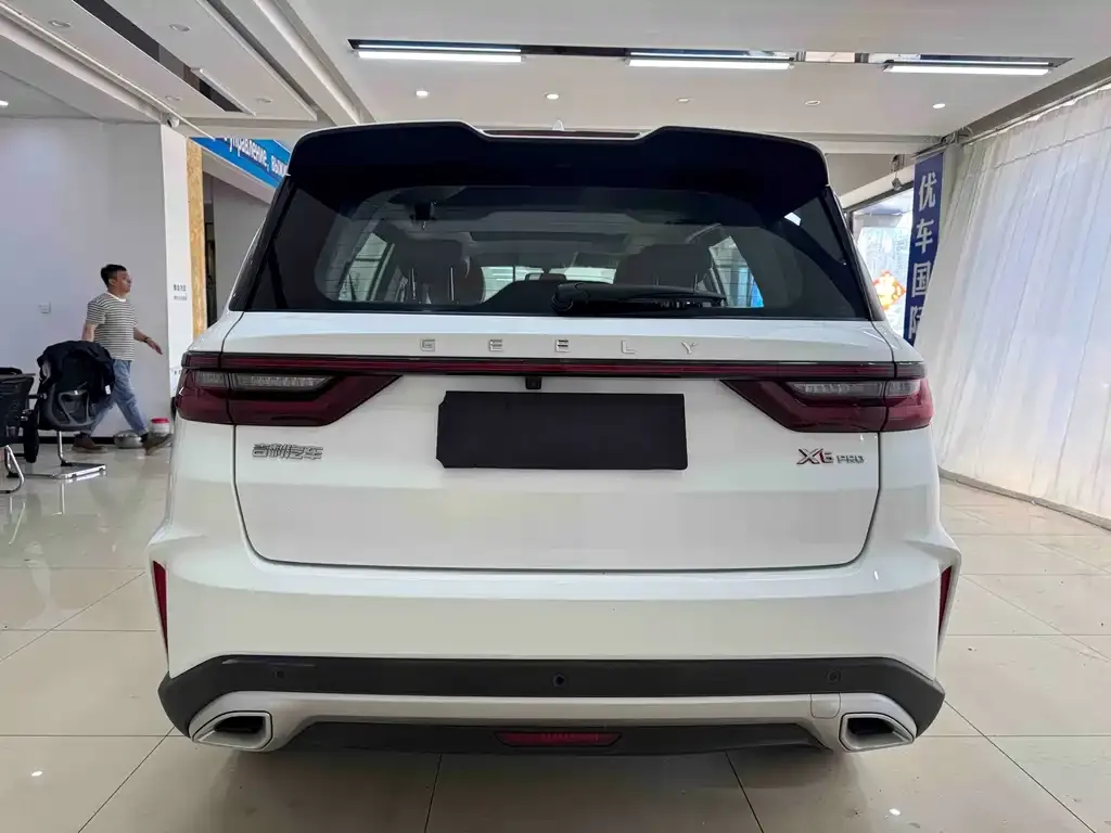 Geely Vision X6 — фото 7