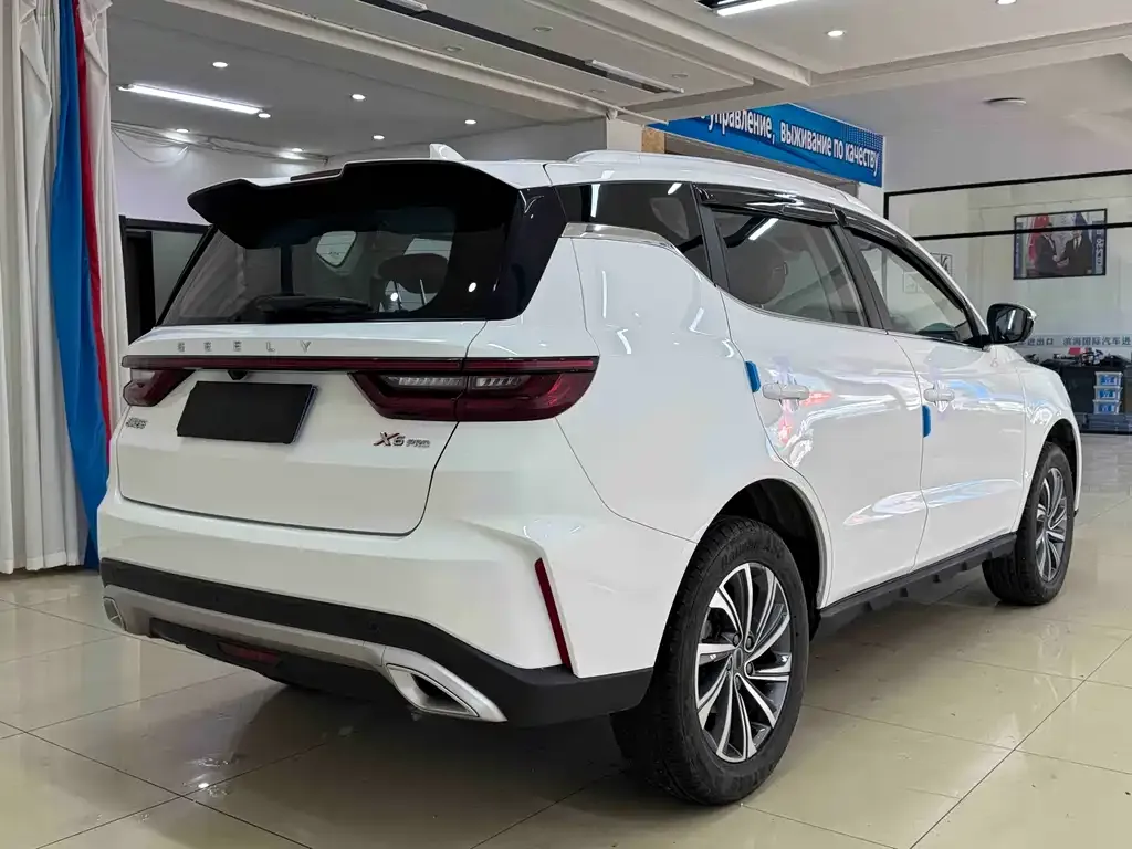Geely Vision X6 — фото 8