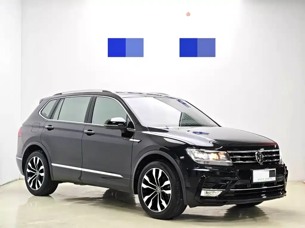 Volkswagen Tiguan L — фото 4