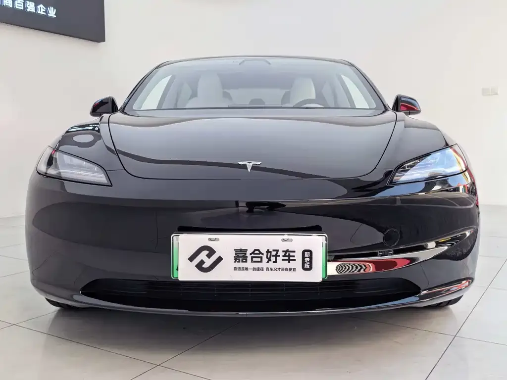 Tesla Model 3 — фото 5