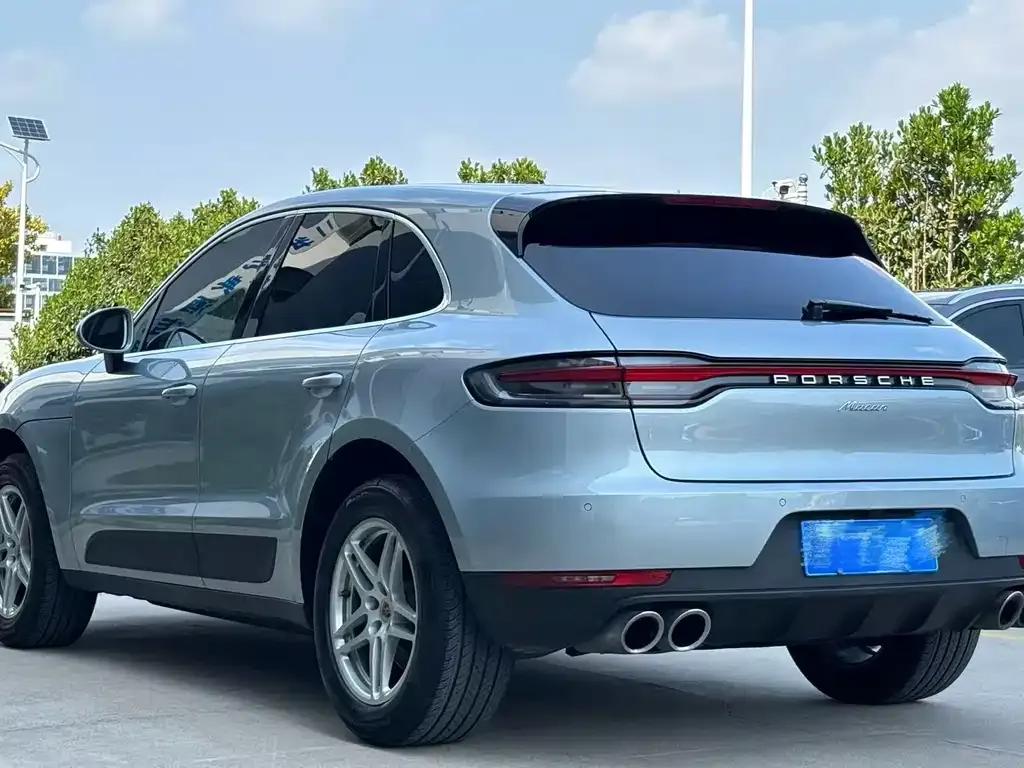 Porsche Macan — фото 10