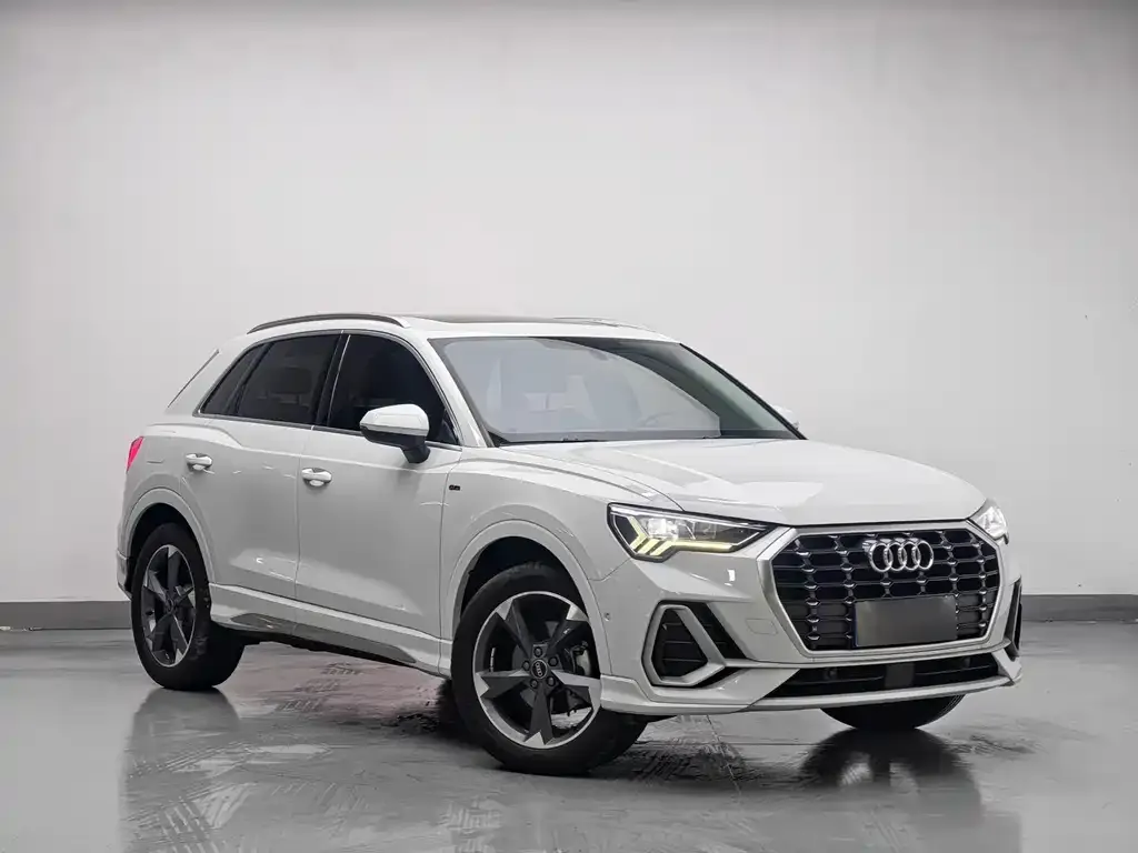 Audi Q3 — фото 2