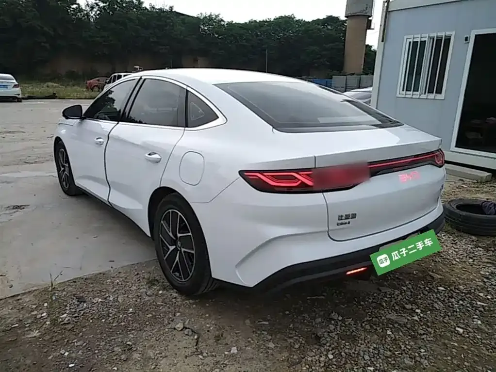 BYD Qin L — фото 10
