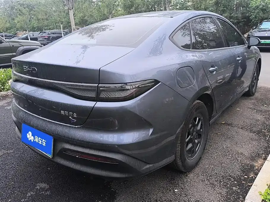 BYD Seal 05 DM-i — фото 9