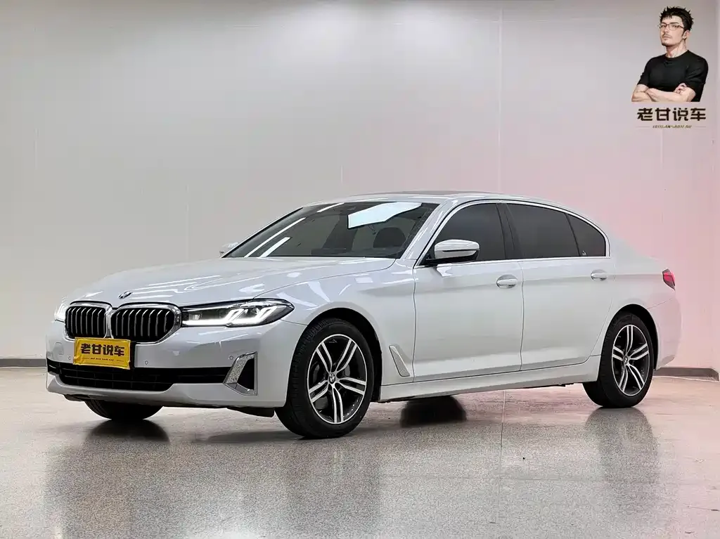 BMW 5 Series — фото 1
