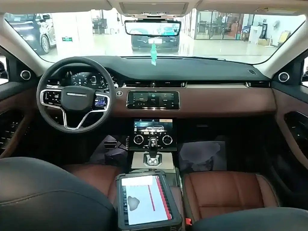 Land Rover Evoque — фото 2