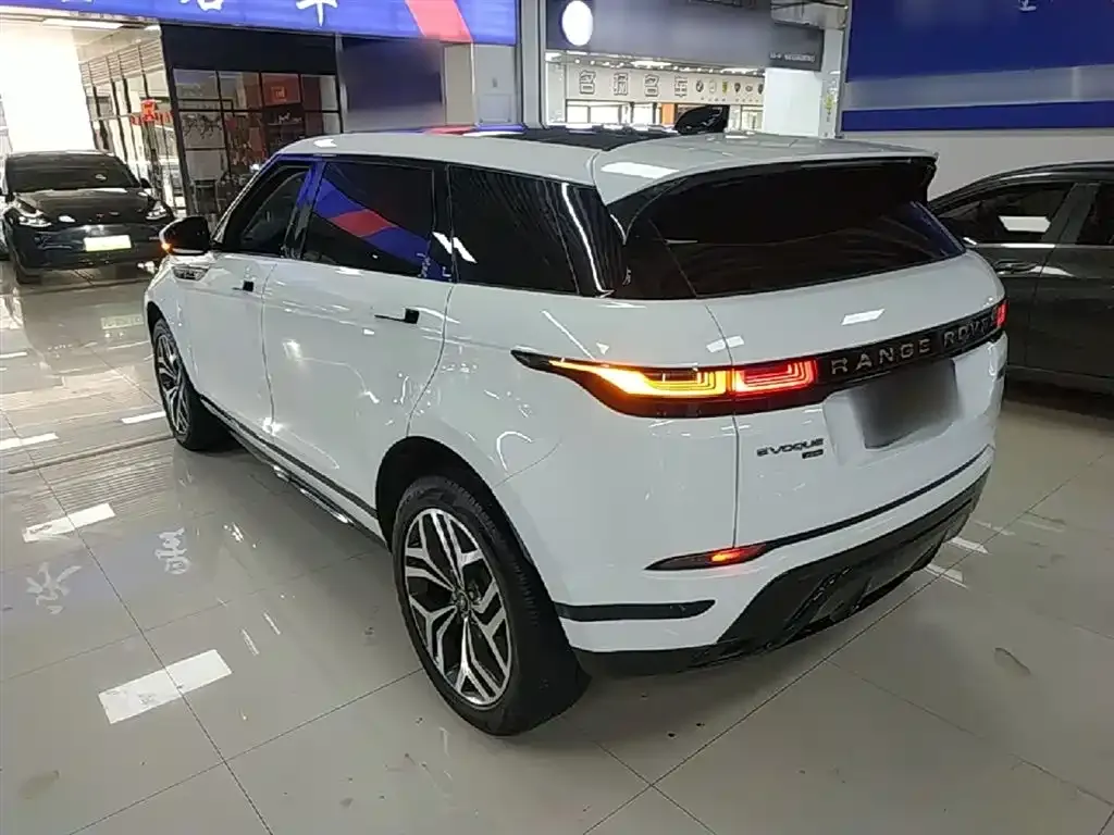 Land Rover Evoque — фото 4