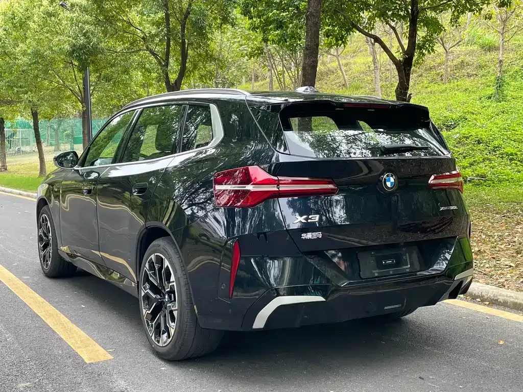 BMW X3 — фото 10