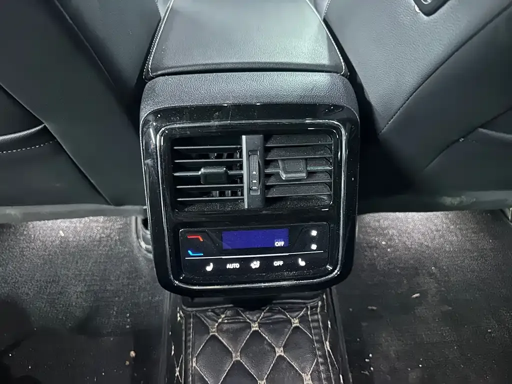 Volkswagen Passat — фото 5