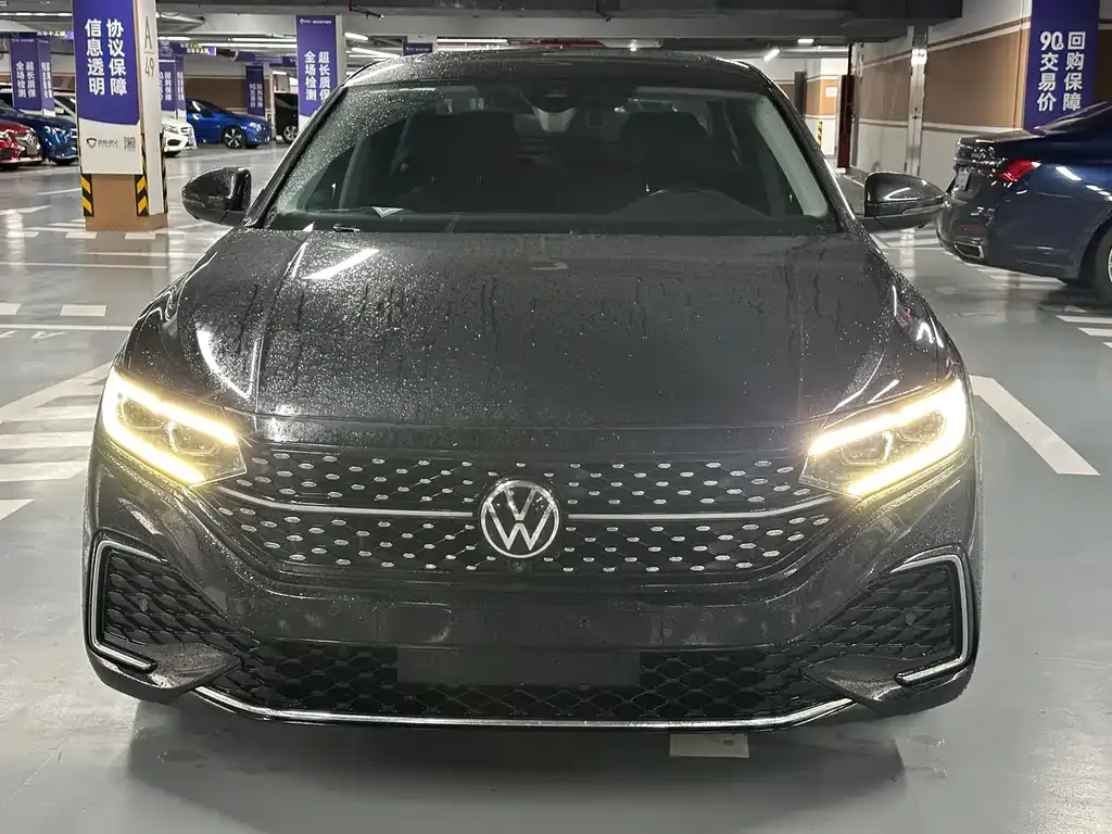 Volkswagen Passat — фото 9