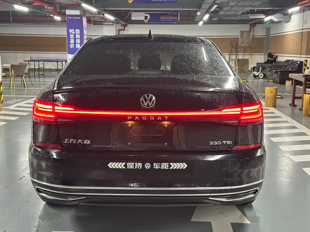 Volkswagen Passat — фото 4