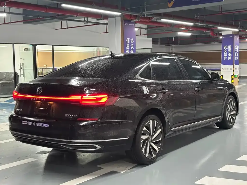 Volkswagen Passat — фото 3