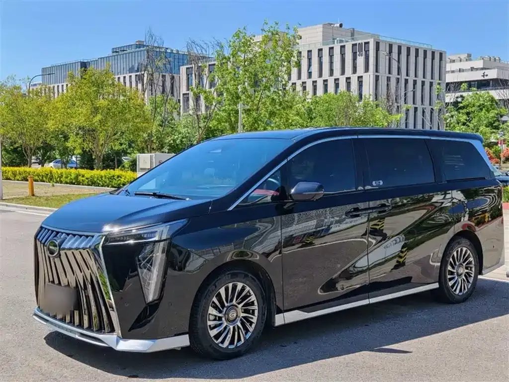 GAC Motor Trumpchi M8 — фото 10